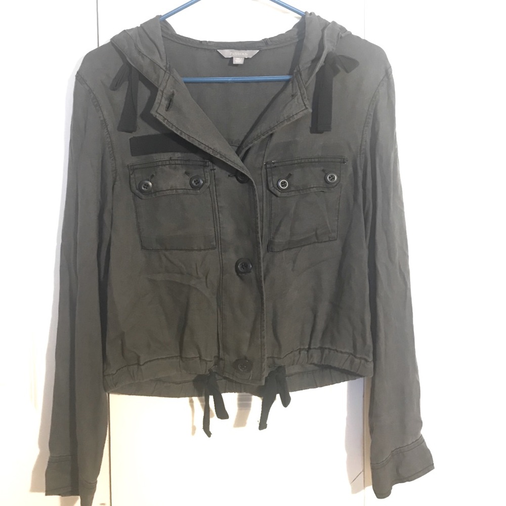 Gray cropped jacket
